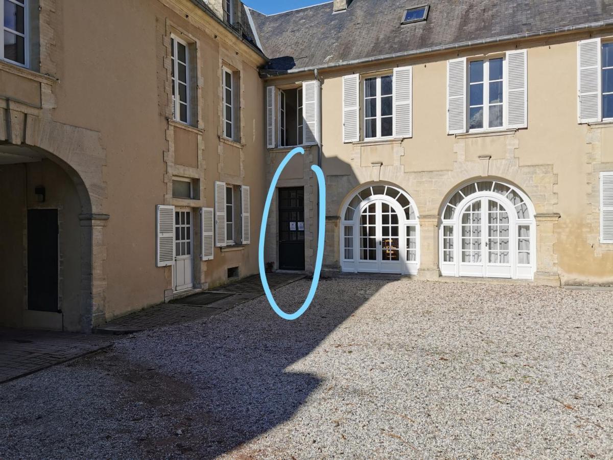 Appartement Avec Vue Sur Cathedrale Classe De Tourisme 3 Etoiles Bayeux Eksteriør bilde